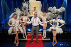 Vegas Showgirls mit N-News.de Redakteur MK Schechler