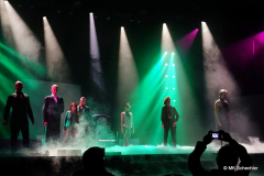 01_DS703905_Radiant-1