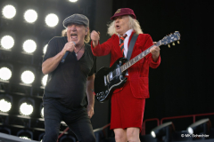 Brian Johnson und Angus Young