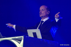 Alex Christensen bringt die Liederhalle zum Beben – 90er-Rave trifft Orchester-Power