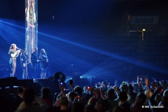 Amy Macdonald und das Antwerp Philharmonic Orchestra und den Chor Fine Fleur unter der Leitung der Dirigentin Alexandra Arrieche