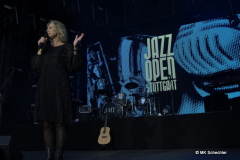 Stefanie Anhalt moderiert die Jazzopen Stuttgart