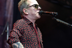 Special Guest: Kiefer Sutherland ...