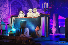 Das Wanke Ensemble wirft mit den „tierischen Politiker-Puppen“