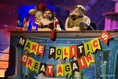 Das Wanke Ensemble warf mit den "tierischen Politiker-Puppen" (Stimmen: Andreas Müller, SWR 3) einen satirischen Blick auf die ganze Republik.