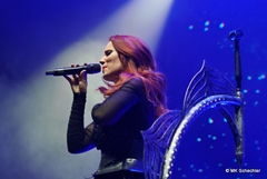 Frontfrau Simone Simons