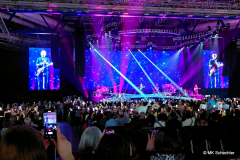 b1_optimized_concert-1