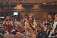 Die Baden-Württembergische Bierkönigin Amy Seidt aus Boxberg