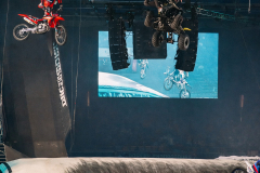 Motocross-Stunt11