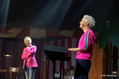 MO, 10.06.2024 DORIS REICHENAUER & TINA HÄUSSERMANN Zwei Powerfrauen starten einen Frontalangriff auf die Lachmuskeln des Publikums.