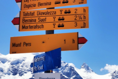 An der Bergstation auf knapp 3.000 Meter
