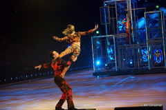 Holiday on Ice begeistert mit „Horizons“ in der Porsche-Arena