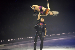 Holiday on Ice begeistert mit „Horizons“ in der Porsche-Arena