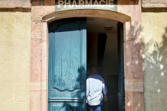 Eingang zur angegliederten Apotheke