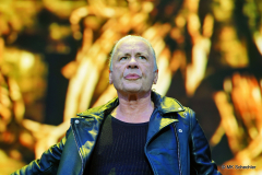 Bruce Dickinson