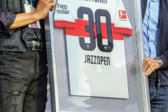 Geschenk vom VfB Stuttgart an Jürgen Schlensog zu 30 Jahre Jazzopen