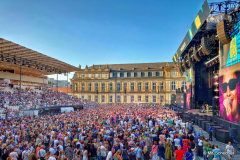 José James am letzten Tag der Jazzopen 2025