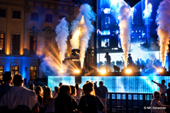 06-06-WhiteBlue-19