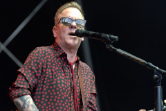 Sutherland, der in den letzten Jahren ausverkaufte Shows in ganz Europa spielte und bei Festivals für Besucherrekorde sorgte, bewies in Bad Mergentheim eindrucksvoll, dass er auch auf der Bühne ein Vollblutkünstler ist.