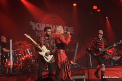 Kim Wilde mit Band