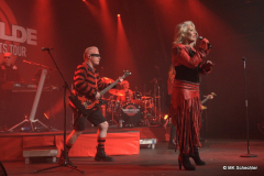 Kim Wilde mit Band