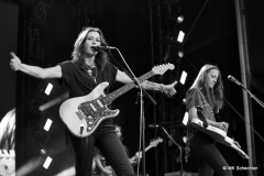 Rebecca und Megan Lovell