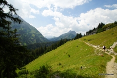 Panoramaweg über der Lechschlucht gen Warth