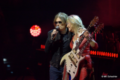 Close My Eyes Forever (with Glenn Hughes)