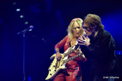 Close My Eyes Forever (with Glenn Hughes)