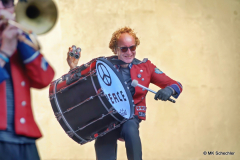 Die Stimmungsmacher der Hamburger Techno Marching Band MEUTE