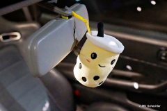 Nissan Skyline GT-R | R34 V-Spec Motor:   2,6 Liter-Reihensechszylinder Twin-Turbo (RB26DETT) Baujahr:   1999 Leistung:  offiziell 280 PS (tatsächlich ~320 PS) Special:  Super HICAS-Allradlenkung Midnight Purple-Lackierung