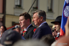 Bürgermeister von Kamnik, Matej Slapar (links) und Präsident der Republik Slowenien, Borut Pahor (rechts)