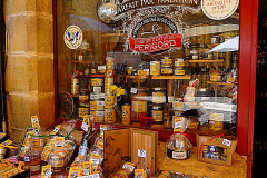 Sarlat-6b