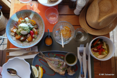 Frischer Fisch mit Blick aufs Mittelmeer