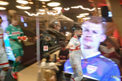 Tunnel-Spiegelungen mit Deniz Undav