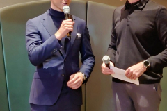 Talk mit VfB Vertriebs- und Marketingvorstand Rouven Kasper (li.)