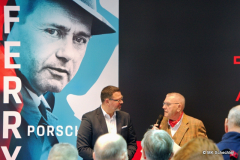 Porsche feiert „75 Jahre Porsche Sportwagen“ auf der „Retro Classics“