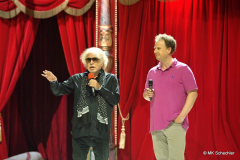 Das Gastspiel startete mit einer kurzen Rede des Gastgebers und Roncalli-Gründers Bernhard Paul und  Ludwigsburgs Oberbürgermeister Dr. Matthis Knecht.