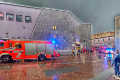 Kurze Hallenevakuierung mit Feuerwehreinsatz