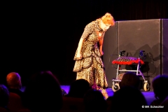 Sissi Perlinger im Renitenztheater Stuttgart