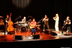 Tanita Tikaram mit Band