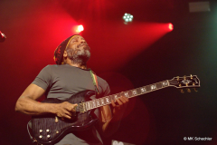 Wendel “Junior Jazz” Ferraro, Guitar – Vocals