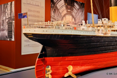 ... den an den drei Schiffschrauben ist erkennbar, dass die Titanic nur drei Maschinen besaß!