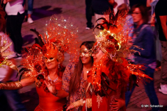 Ein magischer Abend bei der Venezianischen Messe in Ludwigsburg: Buntes Treiben auf dem Marktplatz
