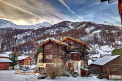 Traditionelles Haus im Val d'Hérens