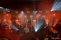 Die Band spielt alles live!
