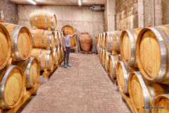 Zürcher Weinland:  Weingut Besson-Strasser, Weinkeller